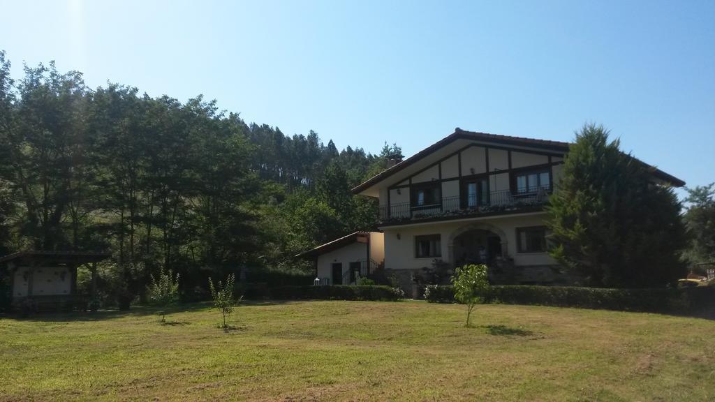 Casa Rural Ibarrondo Etxea 문기아 외부 사진